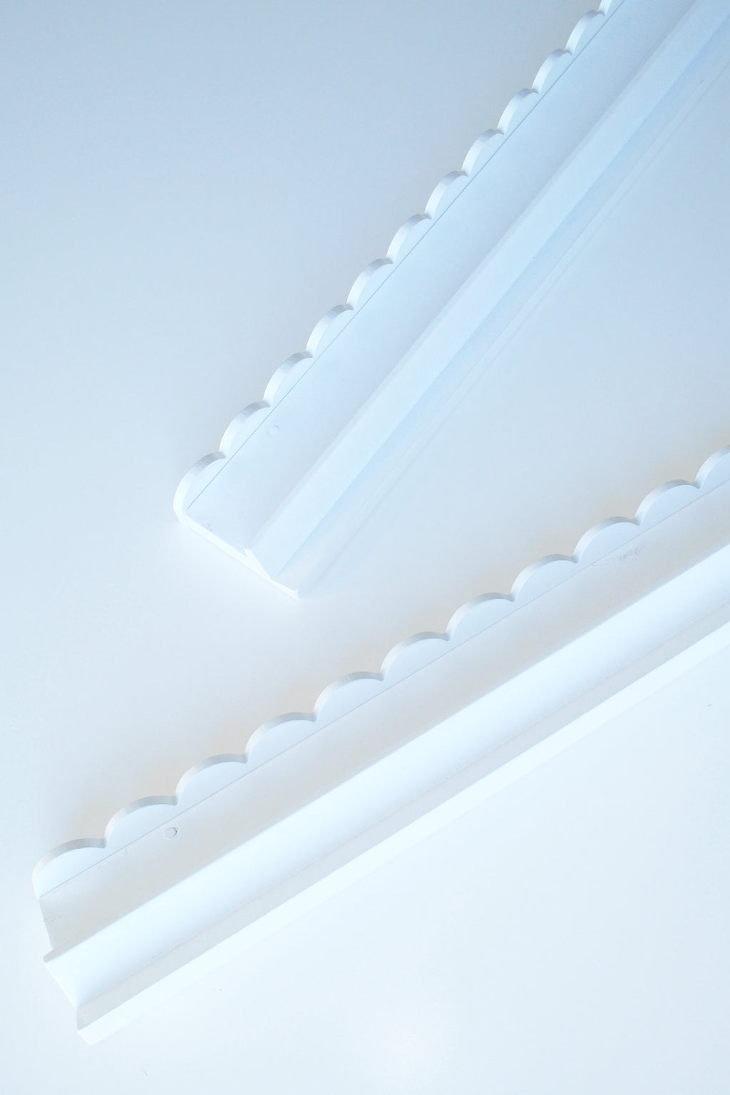 20" Scalloped Wooden Racks for Mahjong